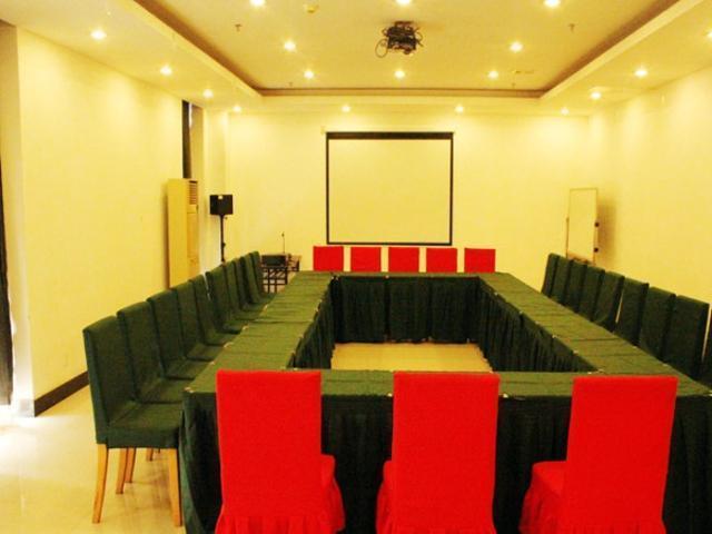 Jingjiang Inn Jurong Renmin Road Zhenjiang  Zewnętrze zdjęcie